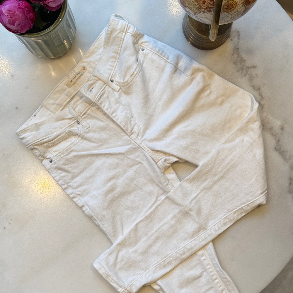 Levi's 311 White Shaping Skinny Jeans